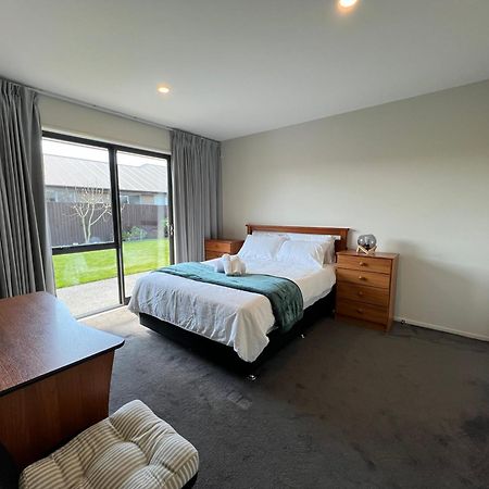 Wigram Sunny Quiet Home Christchurch Bagian luar foto